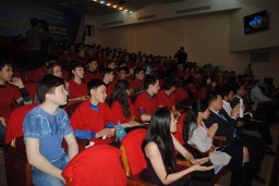 Более 300 акмолинских студентов приняли участие в акции "За мир без наркотиков"