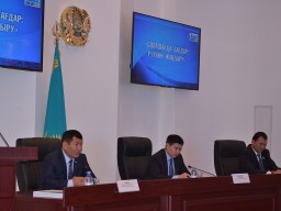​Председатель Акмолинского областного суда встретился с активом города Кокшетау