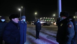 Акмолинских полицейских поздравили на посту в новогоднюю ночь