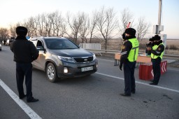 Более 57 000 автомашин проверено на блокпостах в Акмолинской области.