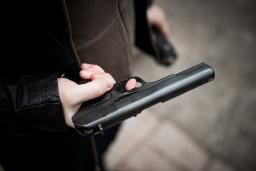 Стрельбу из травматического пистолета устроили в центре Кокшетау