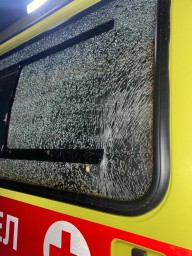 Повреждено стекло кареты акмолинской скорой медпомощи: выстрел или…?