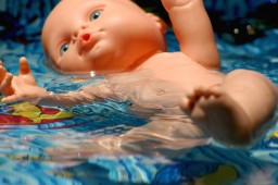 Ребенок погиб захлебнувшись в ведре с водой в Кокшетау