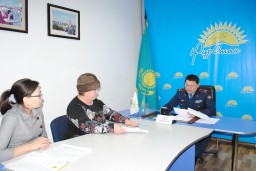 Начальник ДВД Акмолинской области провел прием граждан в общественной приёмной