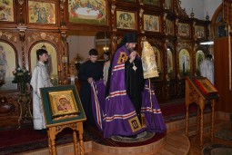 Аким Акмолинской области поздравил православных с праздником Рождества Христова