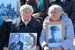 Ленту Победы с именами 66 героев- акмолинцев раздавали в Кокшетау