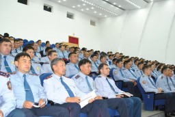 ​Оперативное совещание сотрудников местной полицейской службы