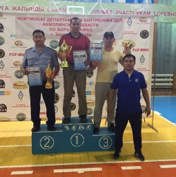 ​Среди акмолинских полицейских определились лучшие борцы по самбо