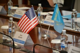 Аким области встретился с послом США в Казахстане господином Дж. Кролом