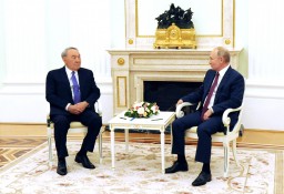 Нурсултан Назарбаев встретился с Президентом Российской Федерации Владимиром Путиным Нурсултан Назарбаев встретился с Президентом Российской Федерации Владимиром Путиным