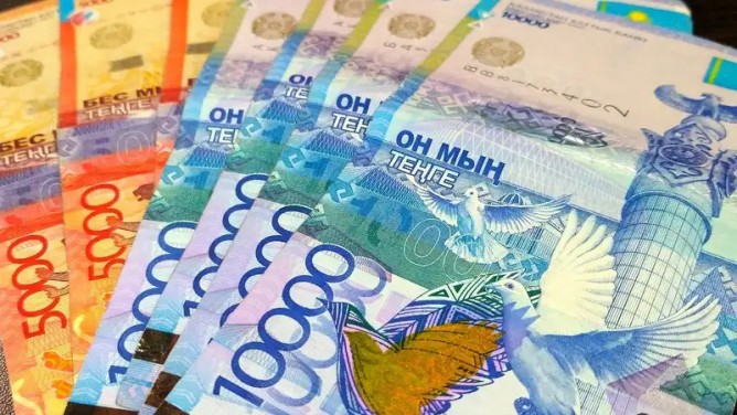 Кому запретят брать кредиты в Казахстане