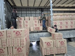 ​Продкорпорация через СПК обеспечила население трех регионов подсолнечным маслом по социальной цене