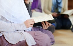 Во время прочтения намаза сосед ограбил пенсионерку в Кокшетау