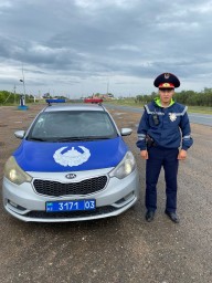 Полицейские помогли водителю починить машину в Акмолинской области