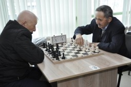 В Кокшетау прошел шахматно-шашечный турнир среди ветеранов