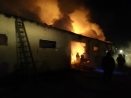29 акмолинцев эвакуировались из общежития при пожаре в рядом стоящих зданиях
