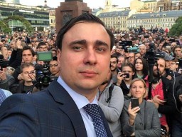 Соратники Навального анонсировали митинги в день послания Путина Федеральному собранию