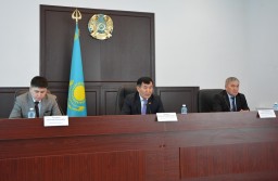 Председатель облсуда провел выездные встречи с населением в районах Акмолинской области