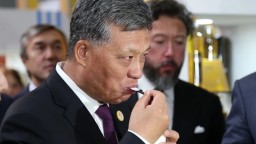 «Ваше вкуснее»: китайский губернатор оценил кокшетауское мороженое