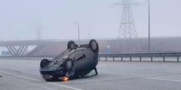 ДТП из-за телефона: машина перевернулась на трассе в Акмолинской области