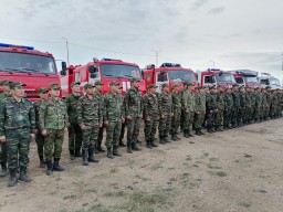 Война с огнем закончена: акмолинские пожарные возвращаются из Костанайской области домой