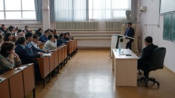 Председатель Акмолинского областного суда провел открытую лекцию для студентов
