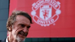 Британский миллиардер Джим Рэтклифф берет на себя управление клубом Manchester United