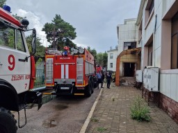 ​Более ста человек эвакуировали из гостиницы в поселке Бурабай