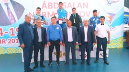 Акмолинец завоевал «серебро» на международном турнире по боксу