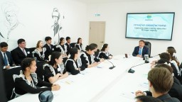 В Акмолинских школах прошёл открытый урок с участием акима области Марата Ахметжанова
