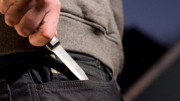 В Акмолинской области мужчина порезал ножом знакомого