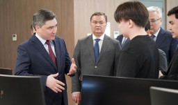 Бектенов ознакомился со стартап-проектами Astana Hub, поручил усилить поддержку талантливой молодежи