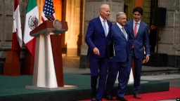 Лидеры США, Канады и Мексики провели переговоры в Мехико
