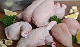 Мясо птицы подорожало на 11% за год в Казахстане