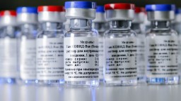 В Казахстане остановили завод по производству вакцины «Спутник V»