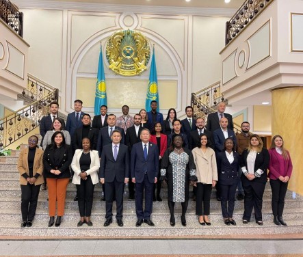 Стипендиаты ООН в области разоружения посетили Казахстан