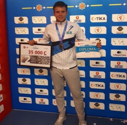 Акмолинский борец завоевал «серебро» Всемирных игр кочевников