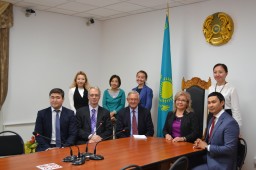 ​В Акмолинском областном суде состоялась встреча с международными экспертами