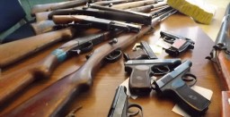 Акмолинцы сдали 74 единицы незарегистрированного огнестрельного оружия