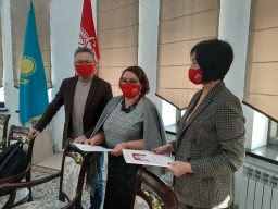 Представители Народной партии Казахстана встретились с жителями Талдыкоргана