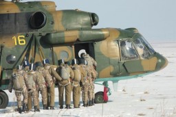 ​Военнослужащий погиб во время прыжка с вертолёта в Акмолинской области