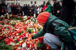 &laquo;Весь факультет был залит кровью&raquo;. Новые подробности и свидетельства стрельбы в университете Праги