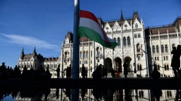 Парламент Венгрии проголосует в марте о приеме Финляндии и Швеции в НАТО