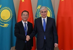 Токаев принял гендиректора компании China Nonferrous Metal Mining Чжан Цзиньцзюня