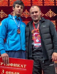Акмолинский борец выиграл бронзу на международном турнире