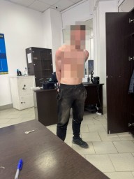 ​В Кокшетау задержан мужчина, бегавший по городу в полуобнаженном виде