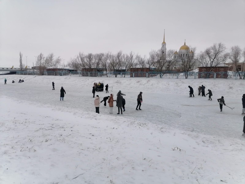 Каток кокшетау. Где покататься на коньках. Шанхай каток. Каток Петрозаводск где покататься на коньках. Где в Темиртау можно покататься на коньках.