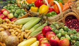 Казахстан открывает зарубежные торговые компании для стабилизации цен на продукты питания