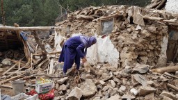 "В моей семье все погибли". Что происходит в Афганистане после землетрясения