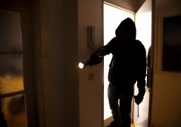 В Кокшетау мужчина проник в чужую квартиру и совершил кражу на 600 тыс. тенге